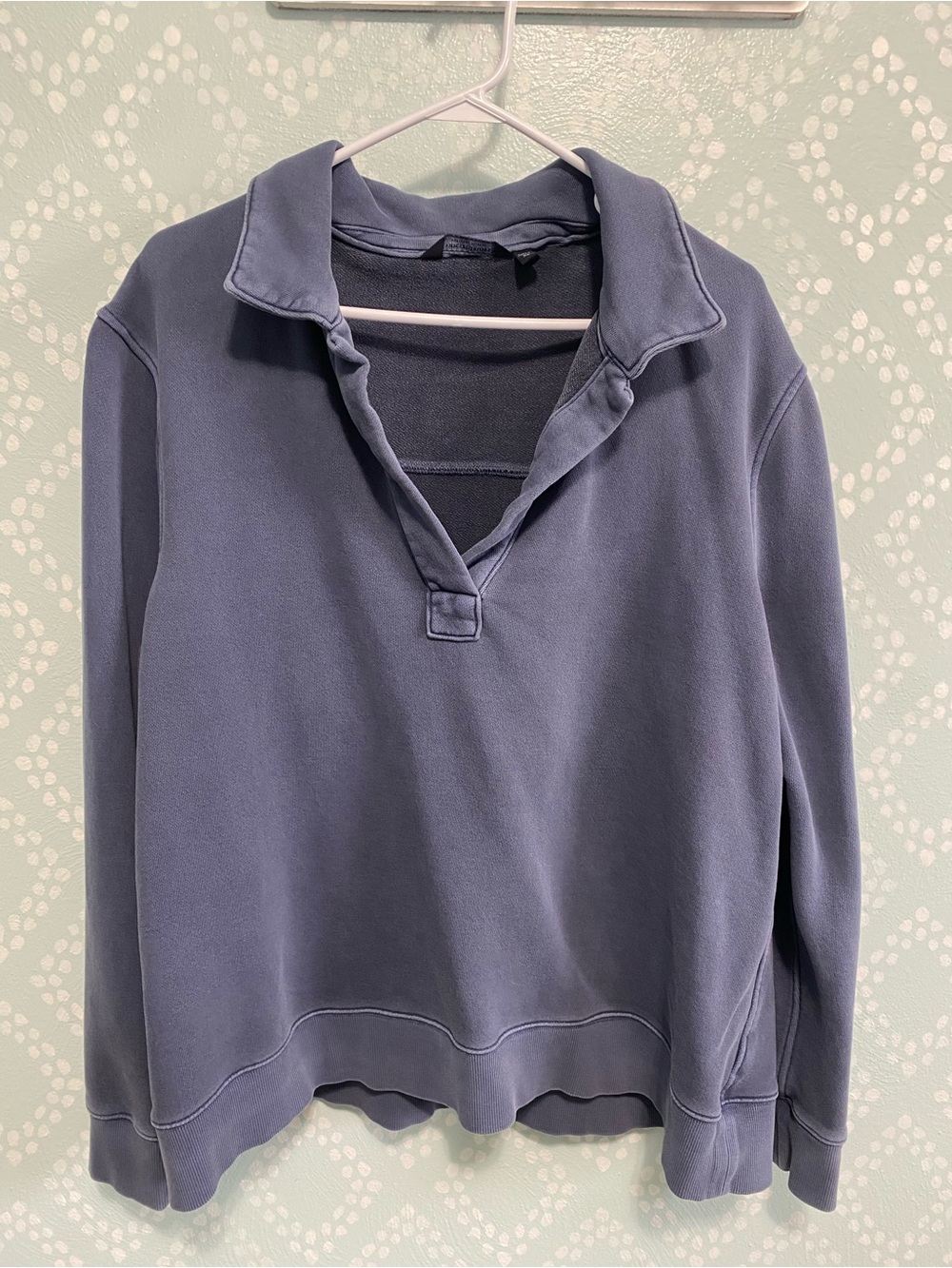 Vineyard Vines XL men’s top